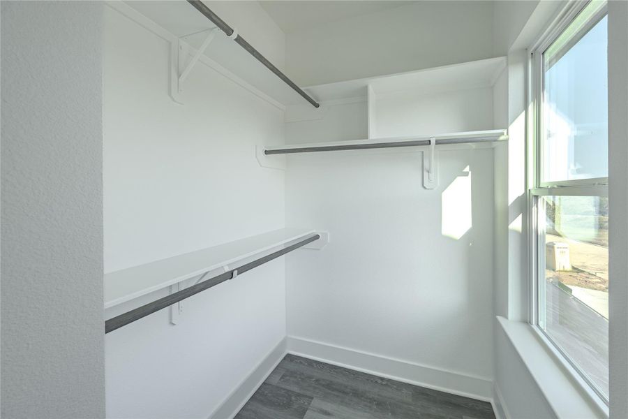 Spacious, unfurnished interior of a new home in , Brenham (Image 16).