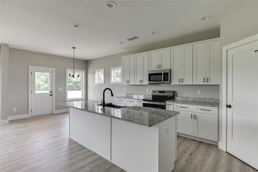 Furnished interior view inside a new home in , Hartwell (Image 7).