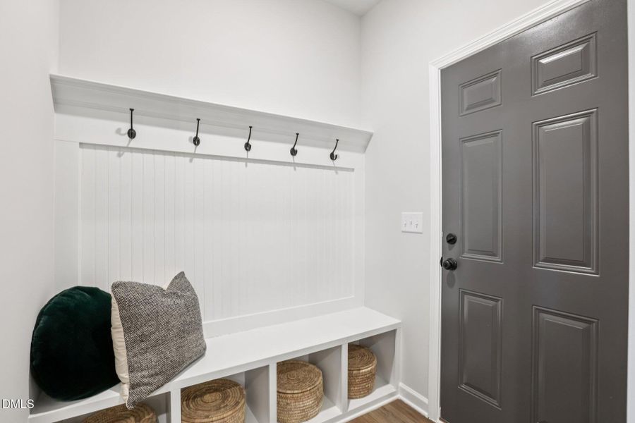 16-web-or-mls-Beacon Hl Rd-S0111-016