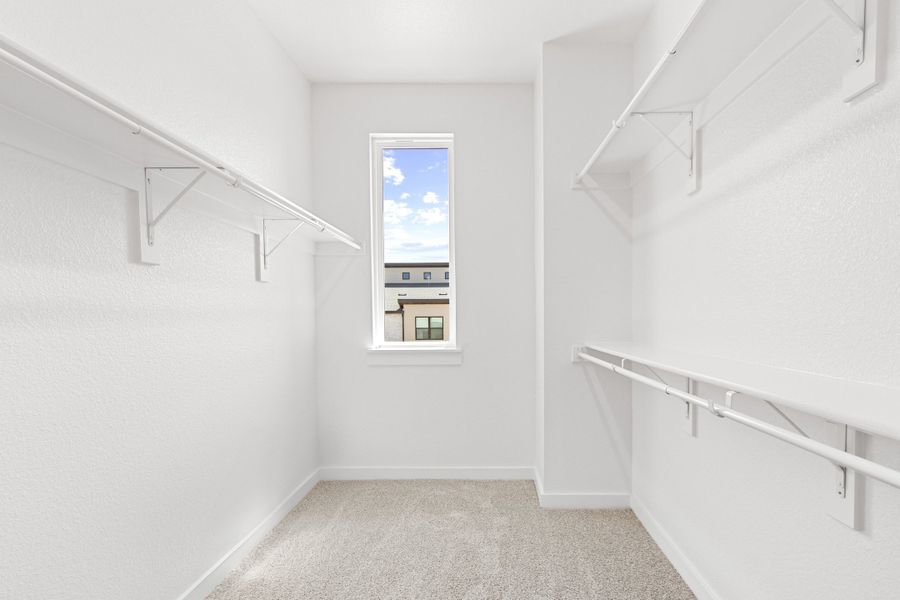 Spacious, unfurnished interior of a new home in Willow Grove Townhomes, Melissa (Image 33).