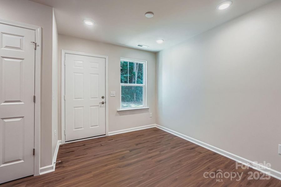 Image 28 of a home in . Image 28 of a home in .