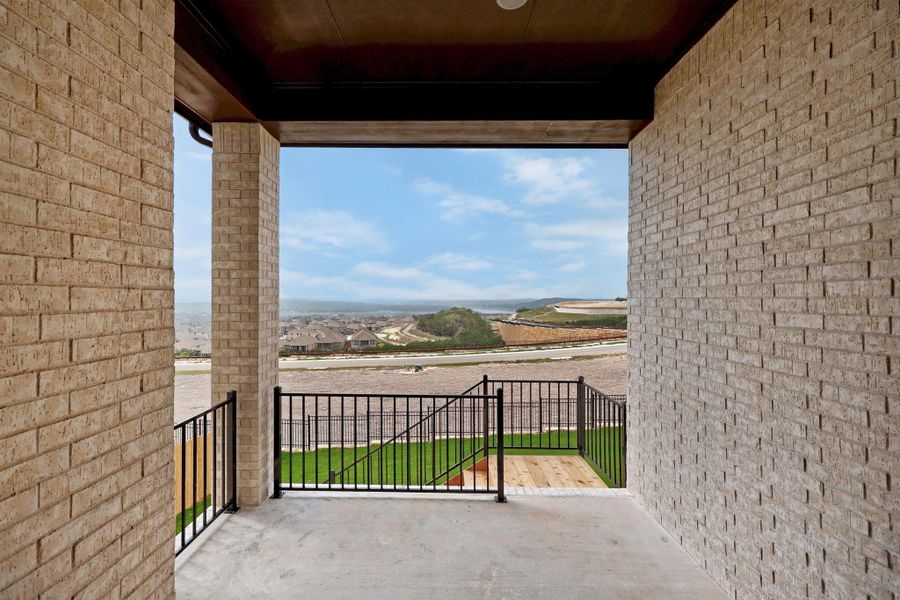 Image 20 of a home in Lakeside at Tessera on Lake Travis.