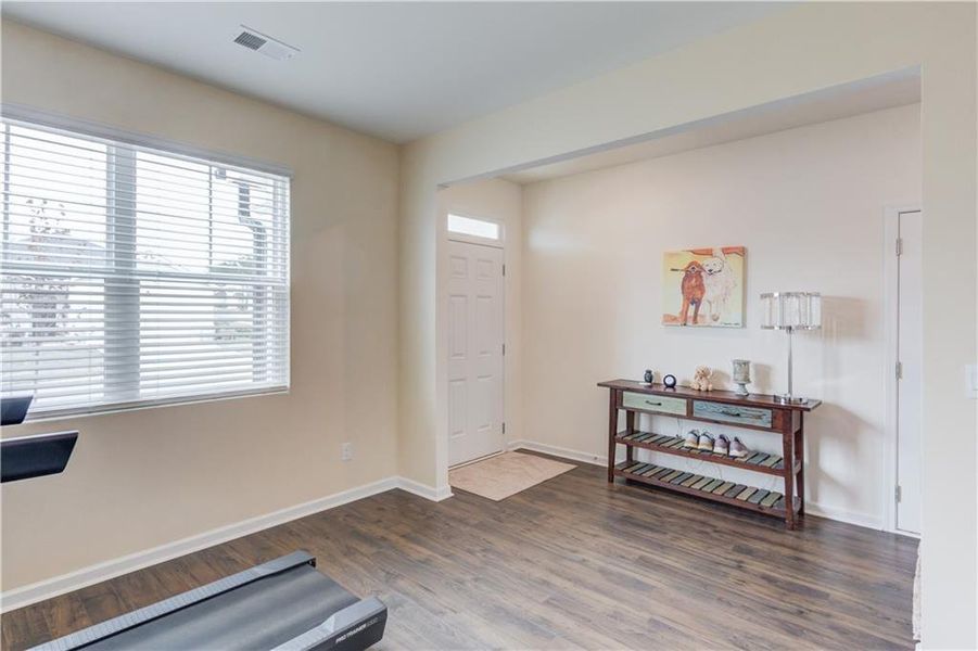 Furnished interior view inside a new home in Twin Lakes, Hoschton (Image 5).
