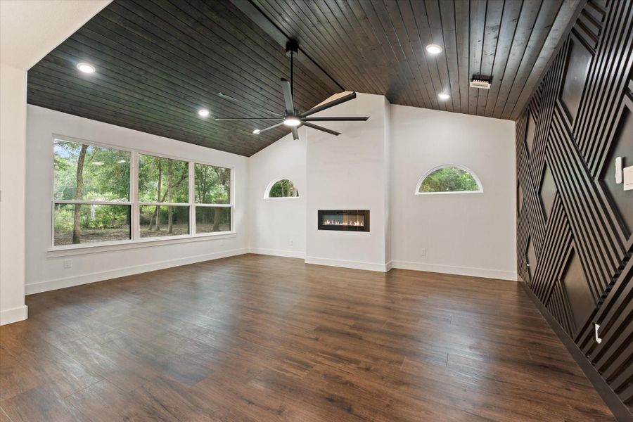 Spacious, unfurnished interior of a new home in , Hempstead (Image 28). Spacious, unfurnished interior of a new home in , Hempstead (Image 28).