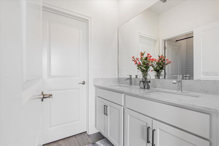 Furnished interior view inside a new home in Pearl Estates, Lutz (Image 41).