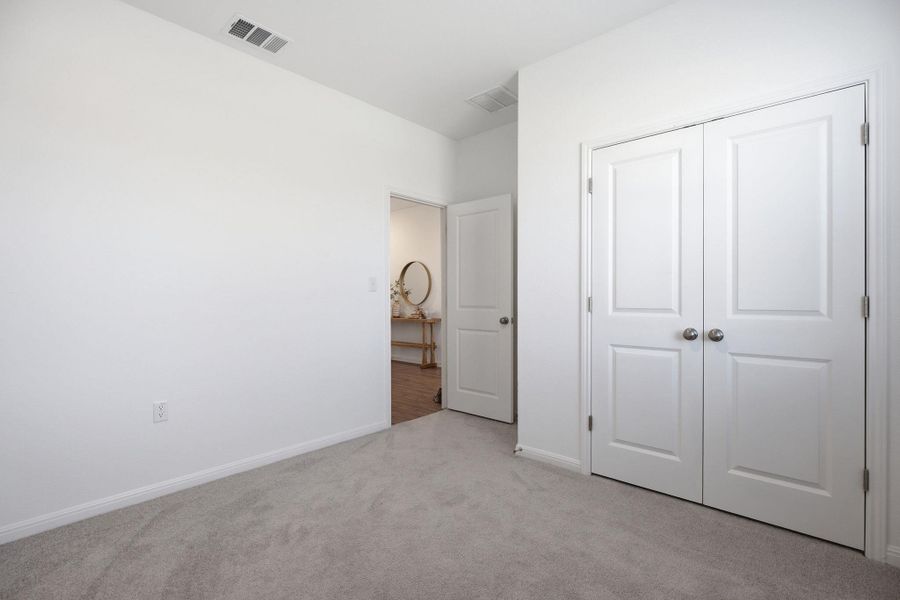 Spacious, unfurnished interior of a new home in Lisso, Pflugerville (Image 24). Spacious, unfurnished interior of a new home in Lisso, Pflugerville (Image 24).