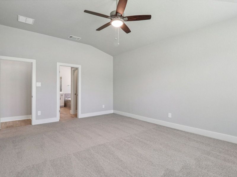 Spacious, unfurnished interior of a new home in Lantana - Classic Series, Marion (Image 17). Spacious, unfurnished interior of a new home in Lantana - Classic Series, Marion (Image 17).