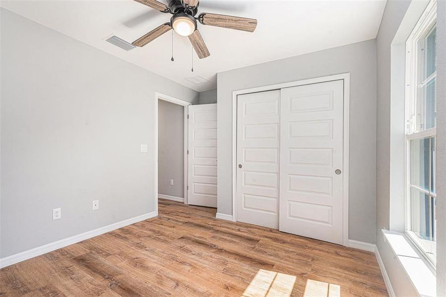 Spacious, unfurnished interior of a new home in , Citrus Springs (Image 20).