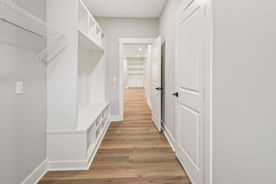 Spacious, unfurnished interior of a new home in , Ravenel (Image 31).