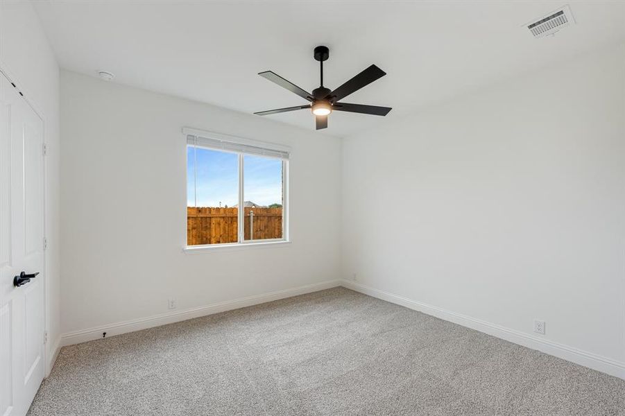 Spacious, unfurnished interior of a new home in East Oak Creek, Commerce (Image 28).