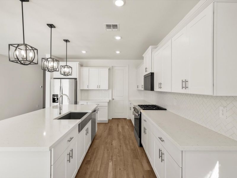 Furnished interior view inside a new home in Bella Vista Farms Reserve Series, San Tan Valley (Image 5). Furnished interior view inside a new home in Bella Vista Farms Reserve Series, San Tan Valley (Image 5).