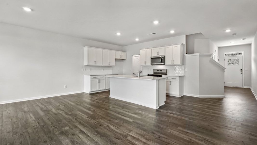 Spacious, unfurnished interior of a new home in The Grove at Glennview, Kernersville (Image 13).