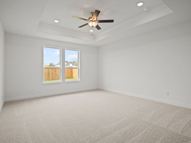 Spacious, unfurnished interior of a new home in The Reserve at Potranco Oaks, Castroville (Image 27).
