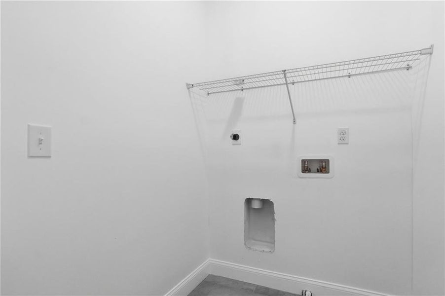 Spacious, unfurnished interior of a new home in , Flowery Branch (Image 52).
