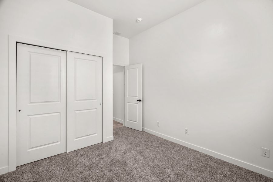 Image 72 representing the Sand Hills by LEH. Homes in Summer Sky North, El Paso, TX. Image 72 representing the Sand Hills by LEH. Homes in Summer Sky North, El Paso, TX.