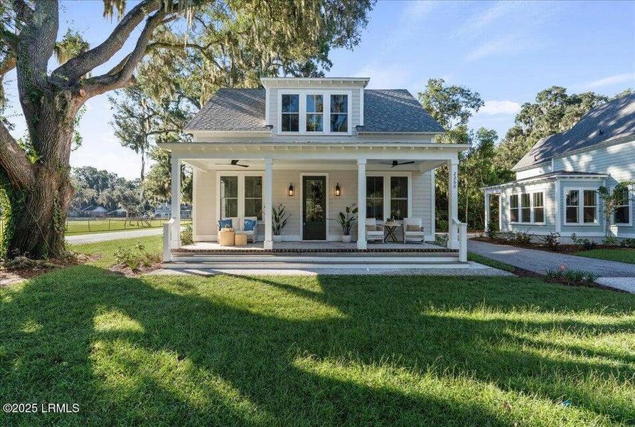 Exterior details and patio area of a home in , Beaufort (Image 2). Exterior details and patio area of a home in , Beaufort (Image 2).