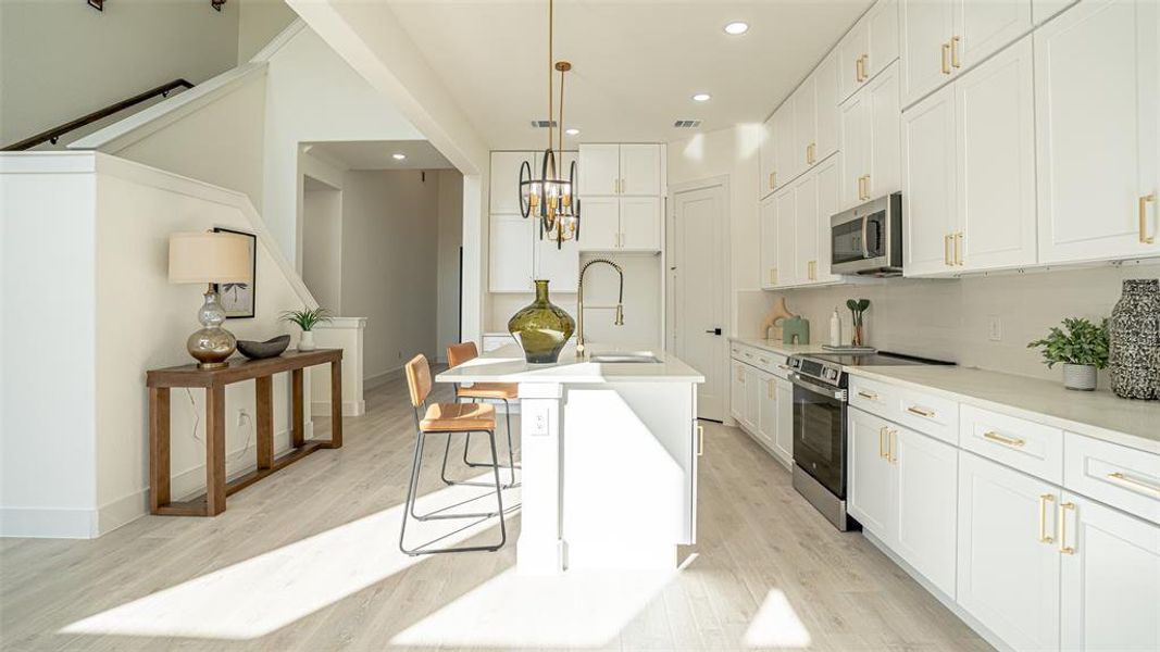 Furnished interior view inside a new home in , Granbury (Image 8).