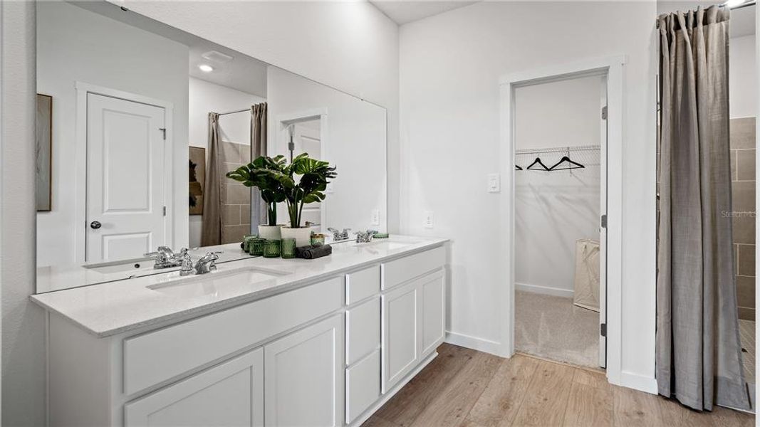 Furnished interior view inside a new home in Wellness Ridge, Clermont (Image 15).
