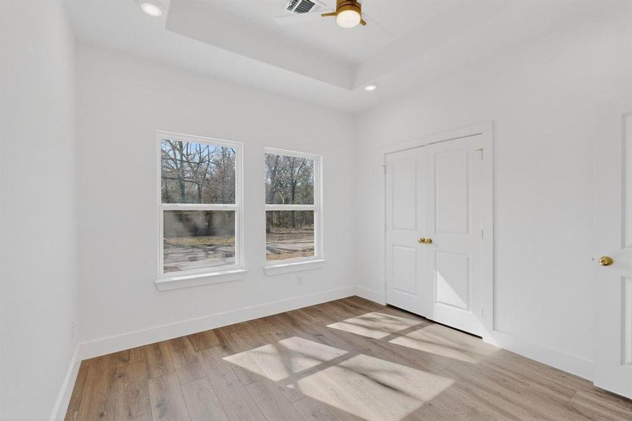 Spacious, unfurnished interior of a new home in , Mabank (Image 14).