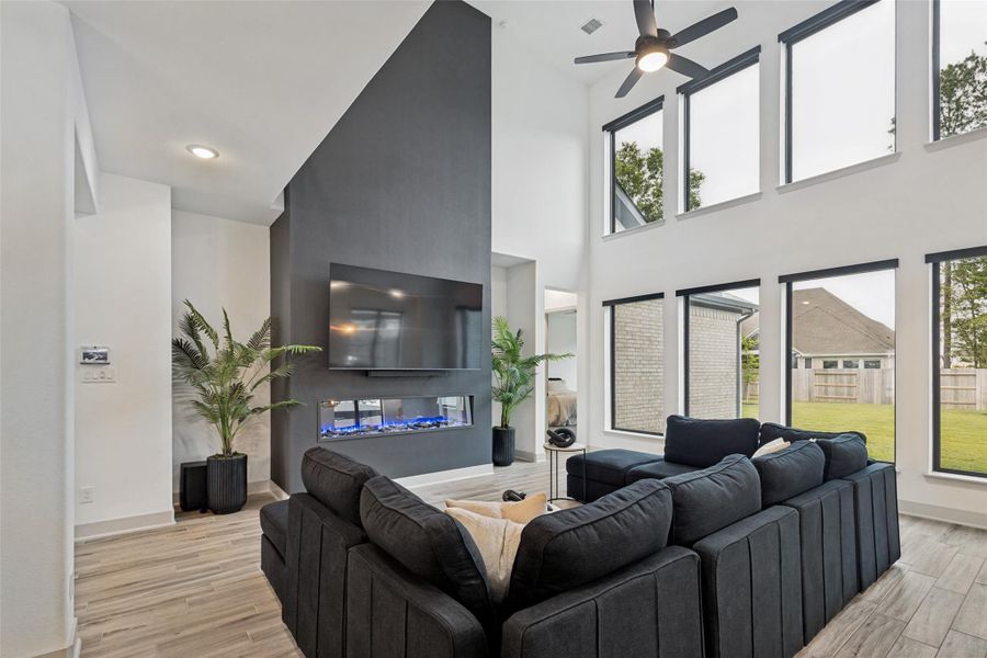Furnished interior view inside a new home in , Conroe (Image 16).