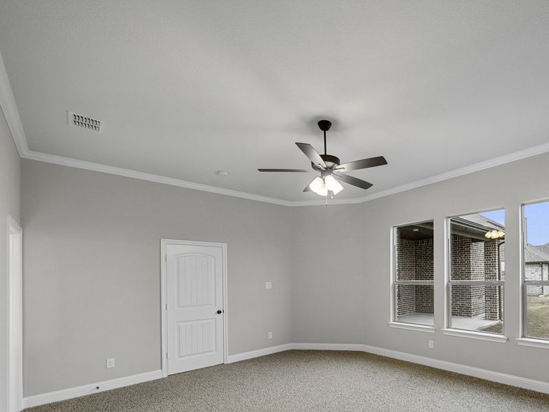 Representative unfurnished interior of a home built from the Eliot II by Robbie Hale Homes in High Meadows Estates, Nevada (Image 23). Representative unfurnished interior of a home built from the Eliot II by Robbie Hale Homes in High Meadows Estates, Nevada (Image 23).