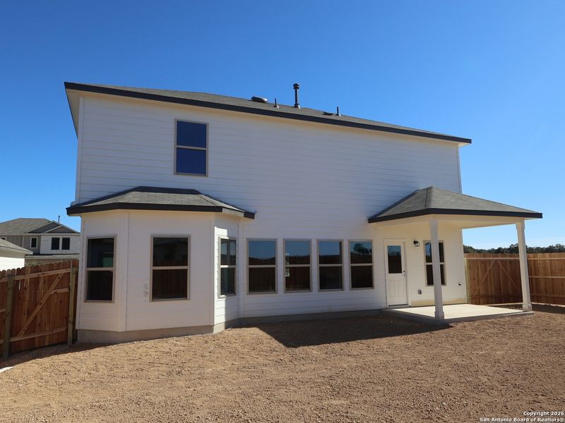 Exterior details and patio area of a home in Winding Brook, San Antonio (Image 4).