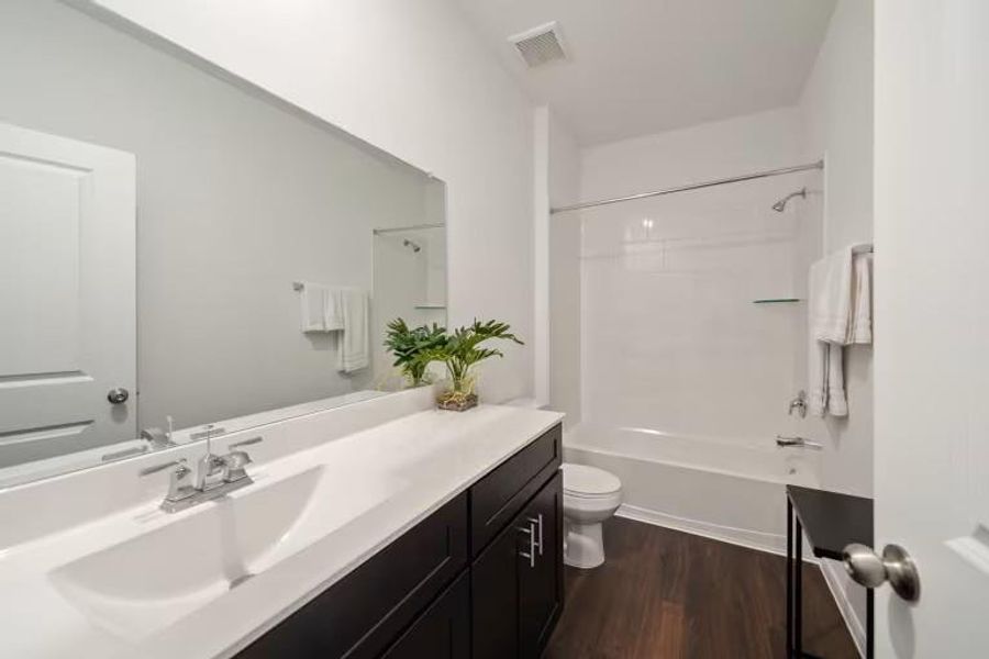 MODEL HOME images may NOT be consistent with the finished product.