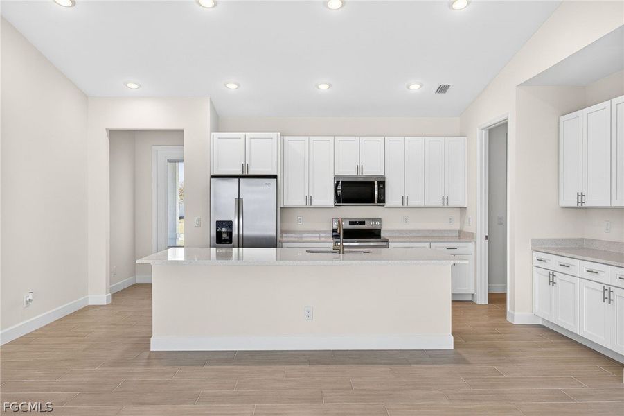 Furnished interior view inside a new home in Cape Coral, Cape Coral (Image 11).
