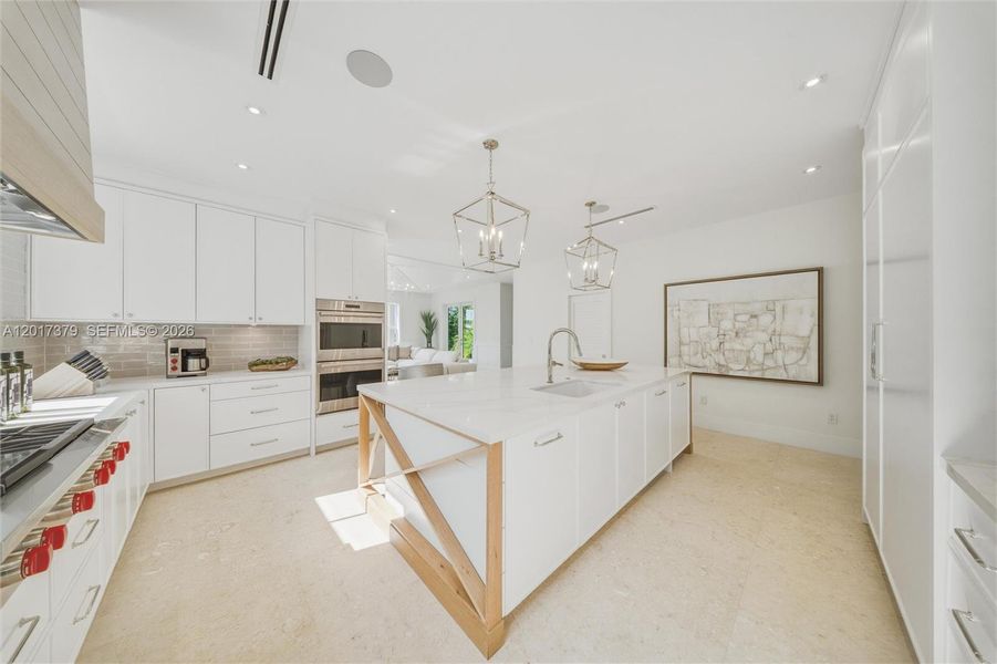 Furnished interior view inside a new home in , Islamorada, Village of Islands (Image 45).