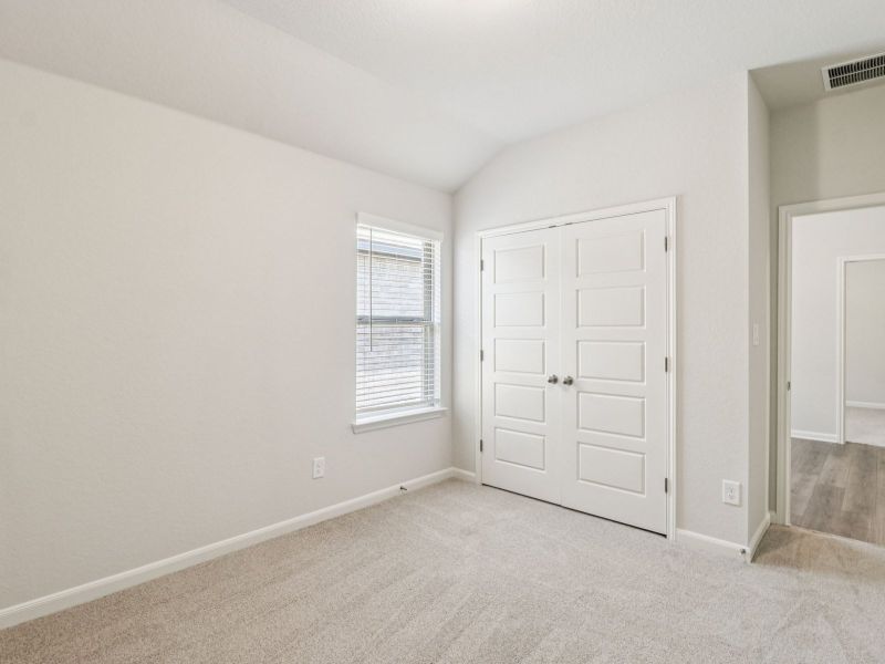 Spacious, unfurnished interior of a new home in Kallison Ranch, San Antonio (Image 29).