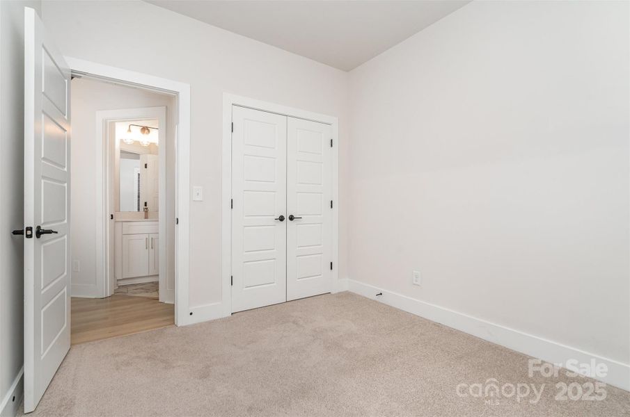 Spacious, unfurnished interior of a new home in , Charlotte (Image 28).