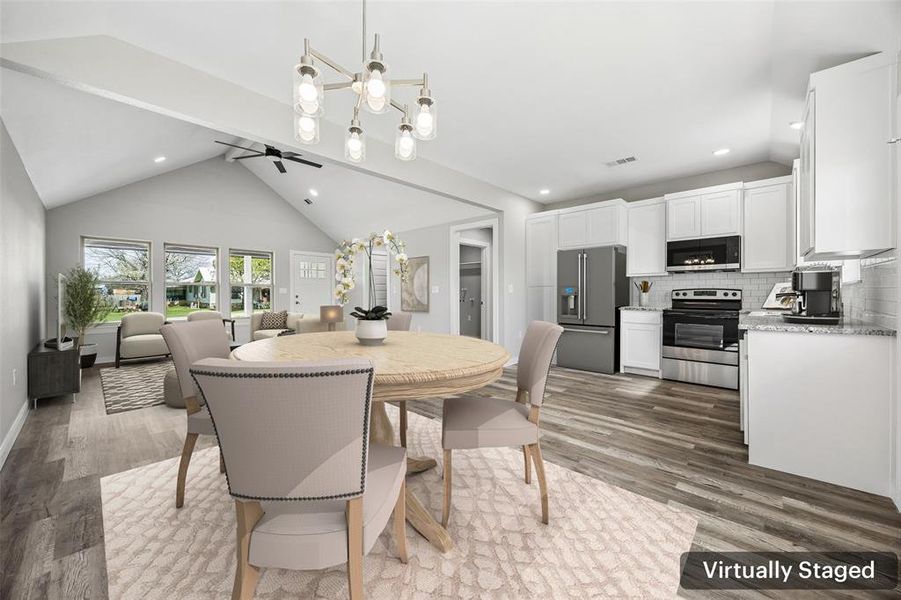 Furnished interior view inside a new home in , Itasca (Image 6).