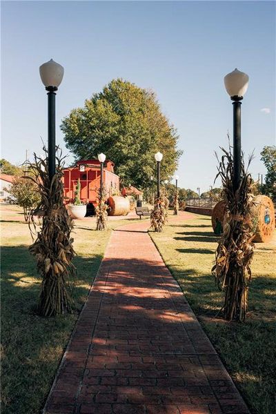 Community amenities in Summerlin, Winder (Image 3). Community amenities in Summerlin, Winder (Image 3).