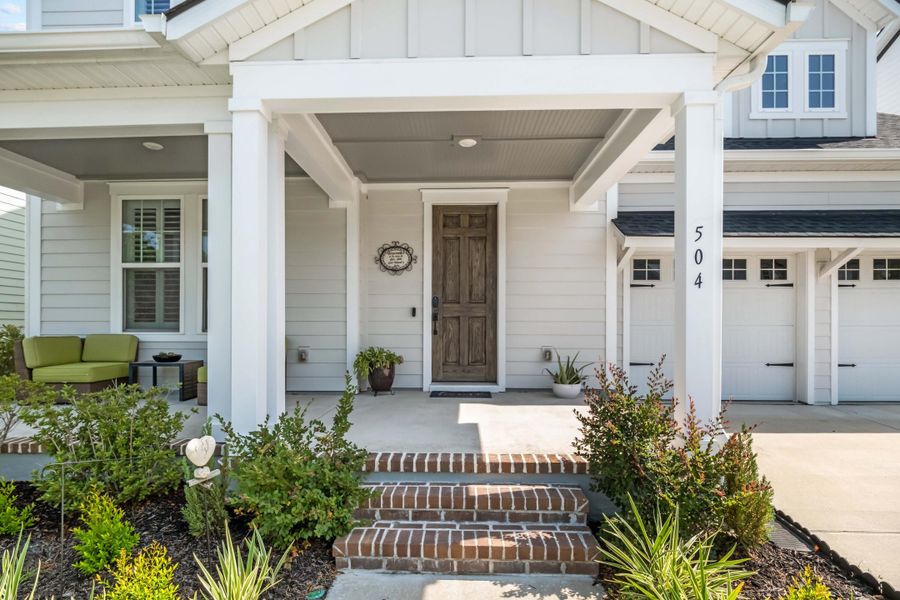 Exterior details and patio area of a home in , Summerville (Image 3).