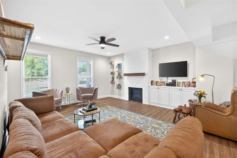 Furnished interior view inside a new home in , Monroe (Image 13).