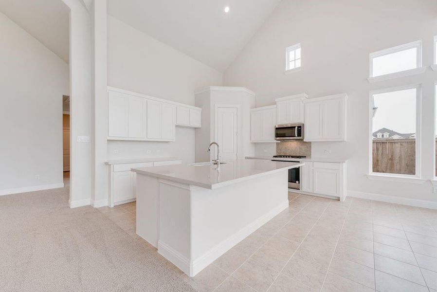Furnished interior view inside a new home in Breezy Hill, Rockwall (Image 8).