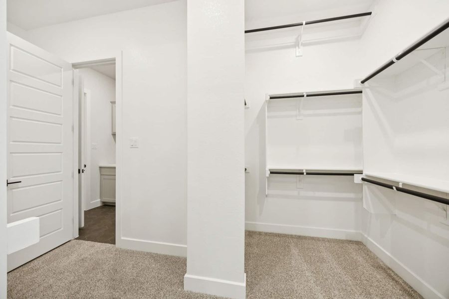 Spacious, unfurnished interior of a new home in Canyon Falls 70s, Argyle (Image 27).