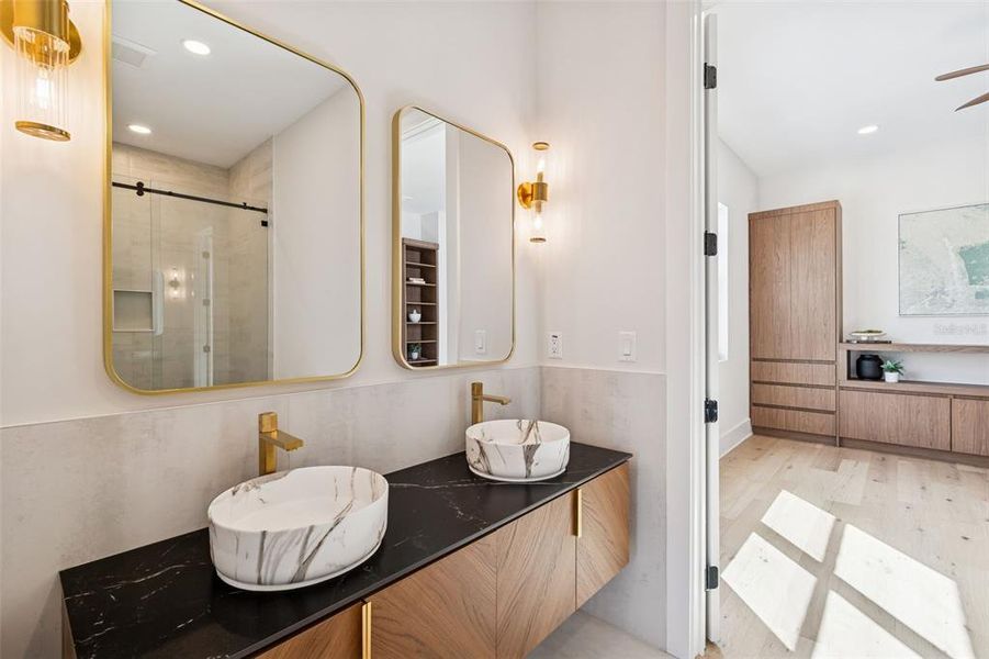 Furnished interior view inside a new home in , Tampa (Image 32).