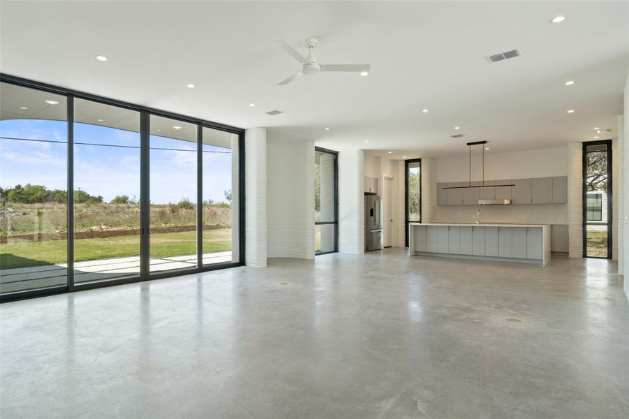 Spacious, unfurnished interior of a new home in Wimberley Springs, Wimberley (Image 14). Spacious, unfurnished interior of a new home in Wimberley Springs, Wimberley (Image 14).