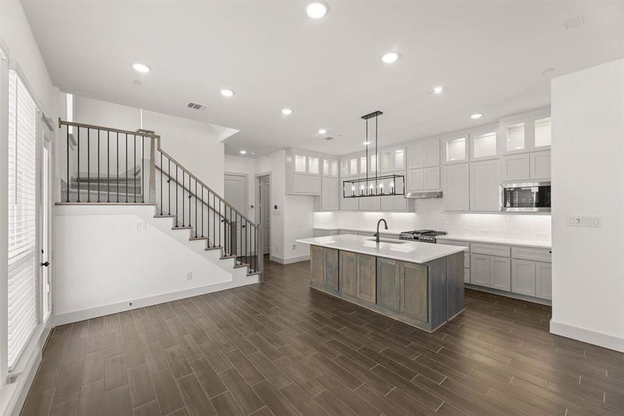 8_1834 Wittington-Dining-1