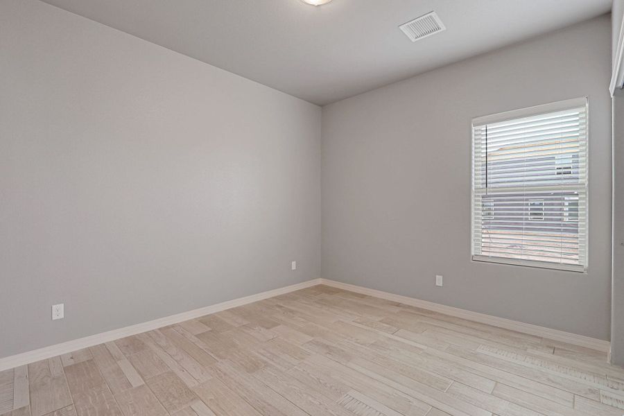 Spacious, unfurnished interior of a new home in Emerald Estates, Horizon City (Image 11). Spacious, unfurnished interior of a new home in Emerald Estates, Horizon City (Image 11).