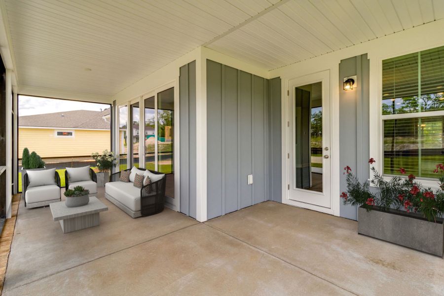 Image 46 of a home in Pecan Orchard.
