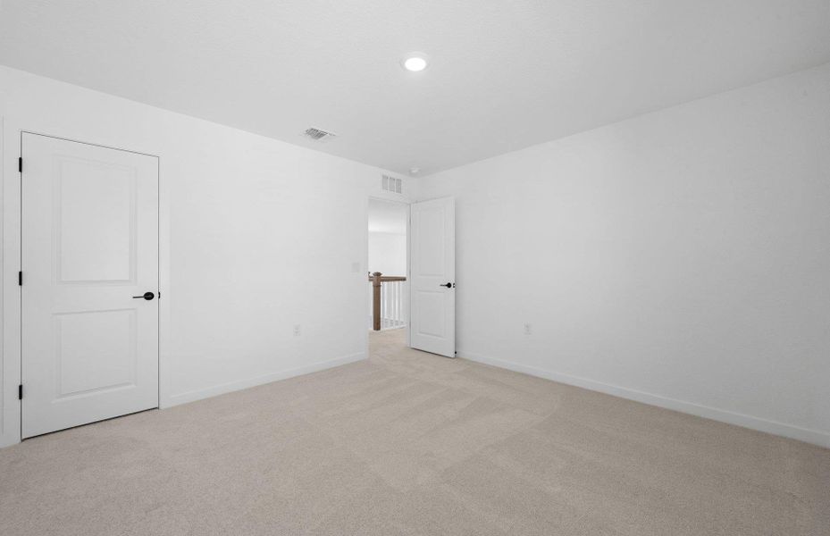 Spacious, unfurnished interior of a new home in Woodside, Georgetown (Image 25).