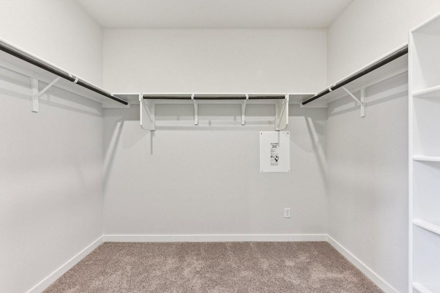 Spacious, unfurnished interior of a new home in Stallion Run, Buda (Image 26).