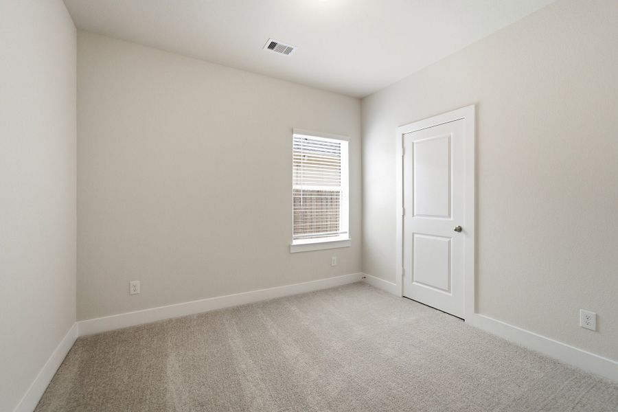 Spacious, unfurnished interior of a new home in Bluestem, Brookshire (Image 22).