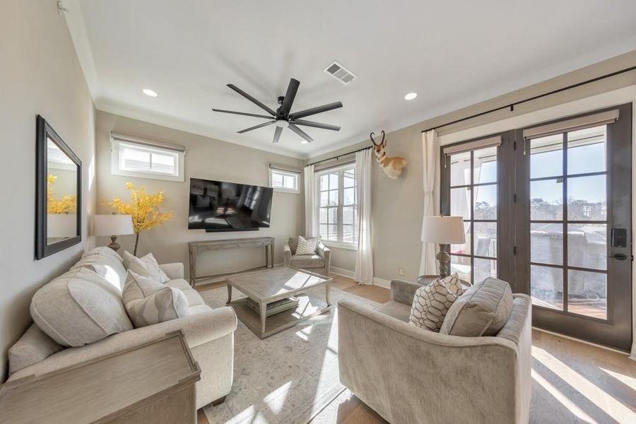 Furnished interior view inside a new home in , Woodstock (Image 46).
