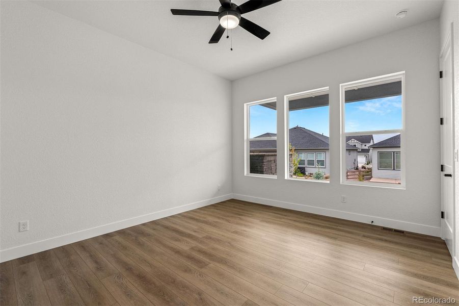 Spacious, unfurnished interior of a new home in Wolf Ranch - Enclave Collection, Colorado Springs (Image 21).