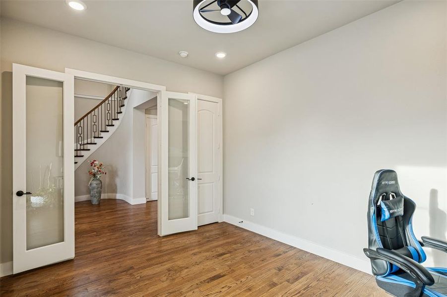 Image 36 of a home in .