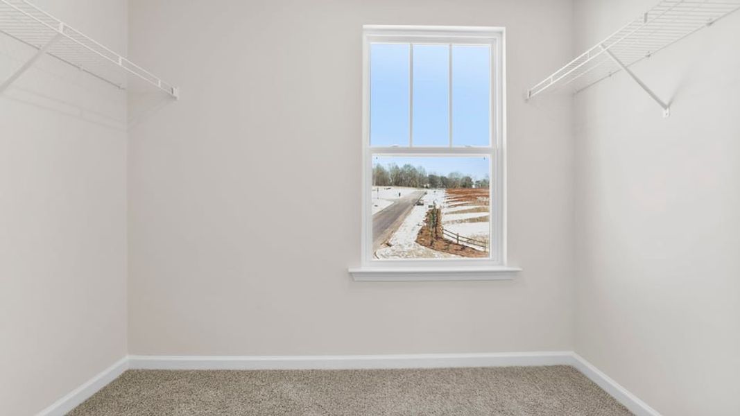 Spacious, unfurnished interior of a new home in Cedar Gap, Fountain Inn (Image 24).