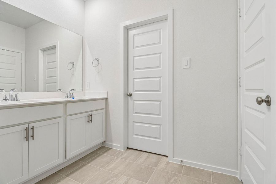 Photos are not of the actual home, but are photos of the builder home with same floorplan with similar interior finishes.